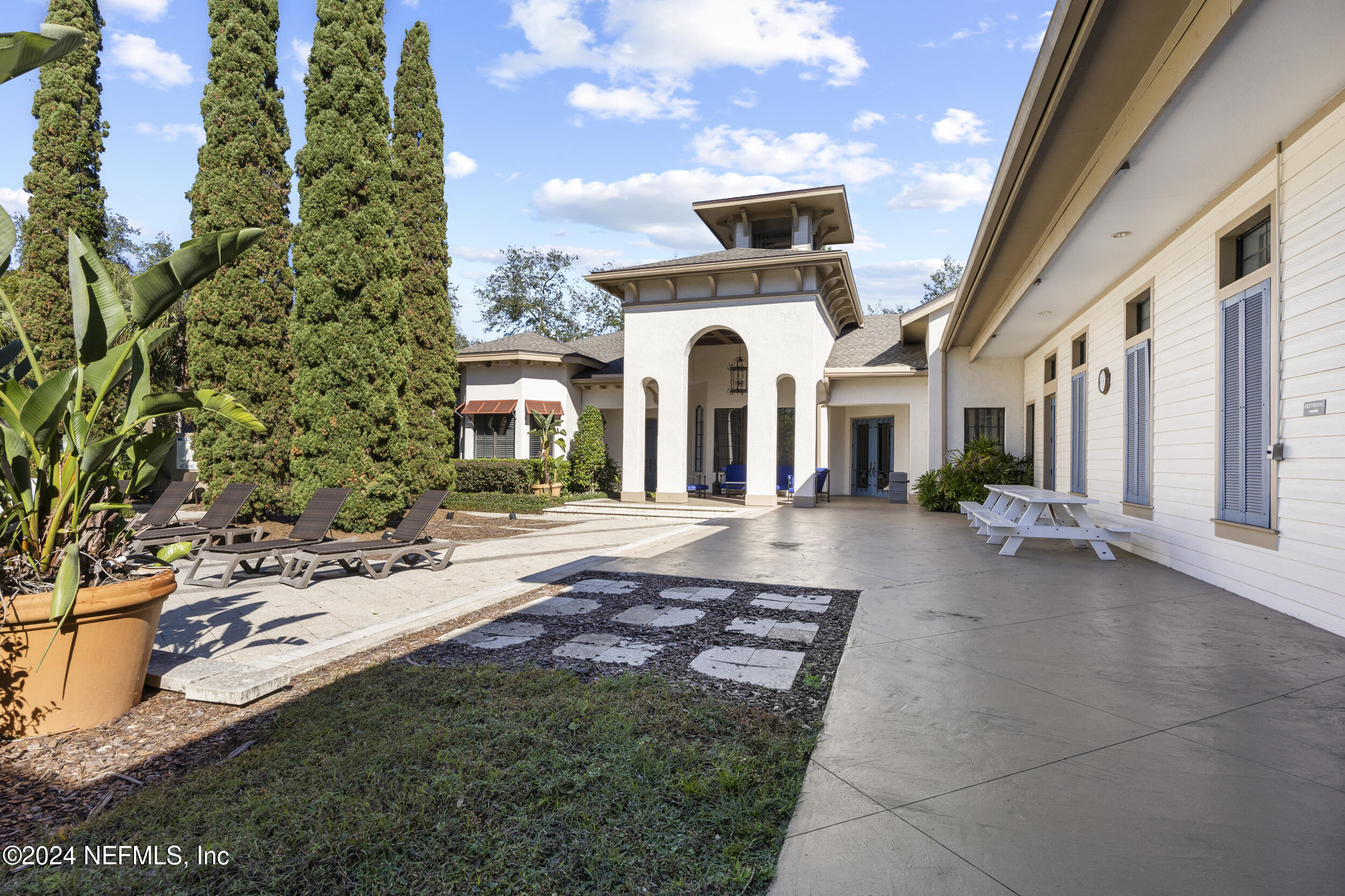 12700 BARTRAM PARK Boulevard 811