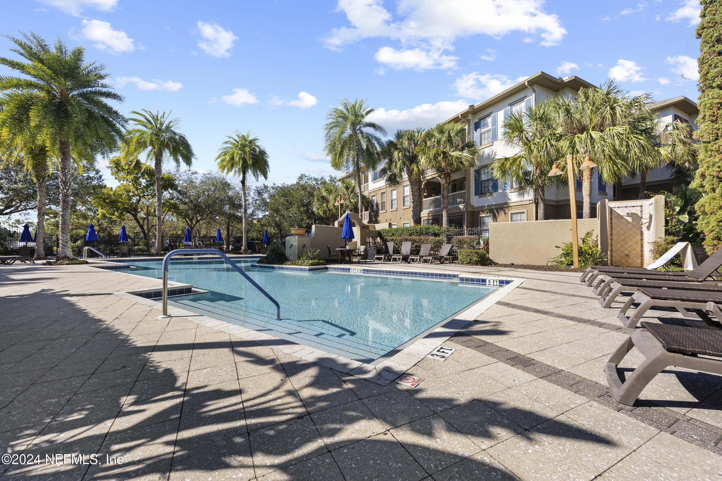 12700 BARTRAM PARK Boulevard 811