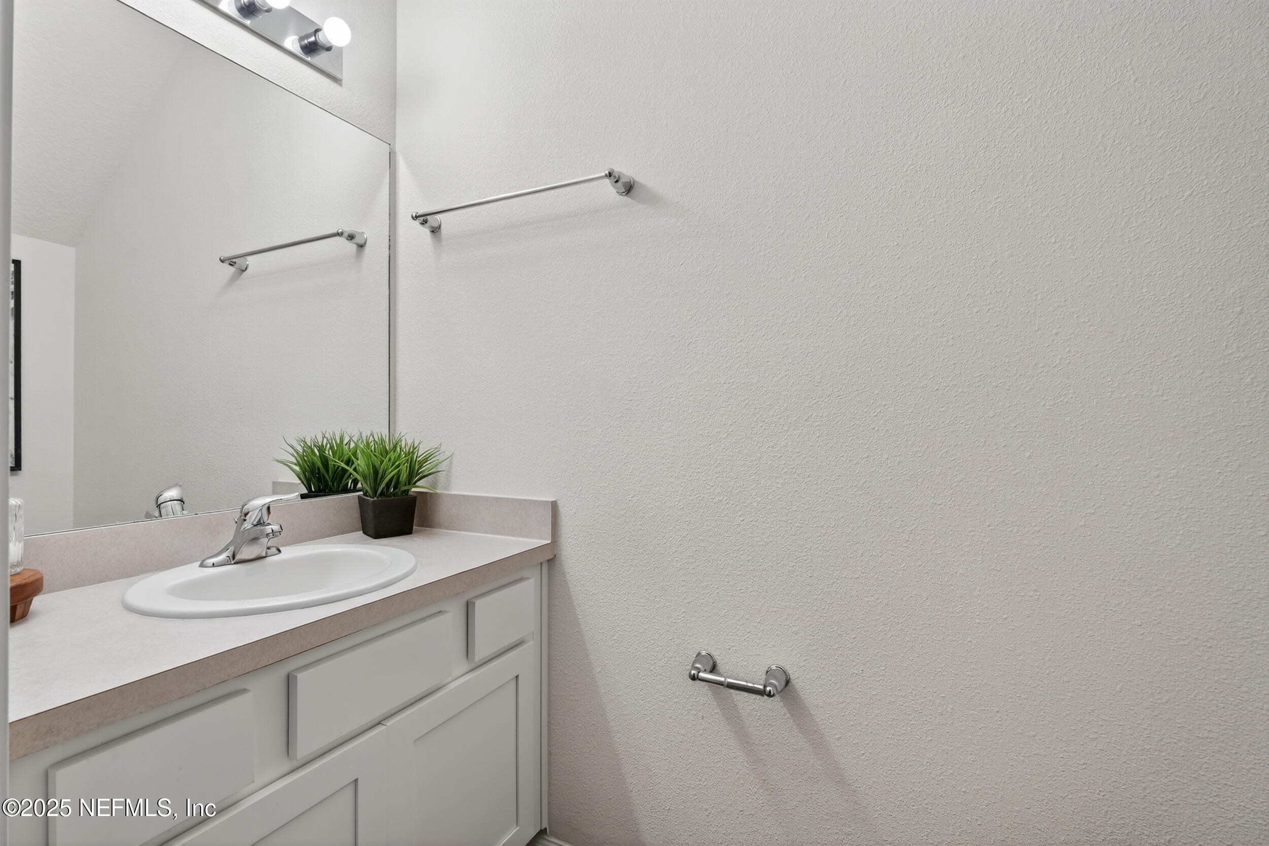 162 SCOTCH PEBBLE Drive, St. Johns