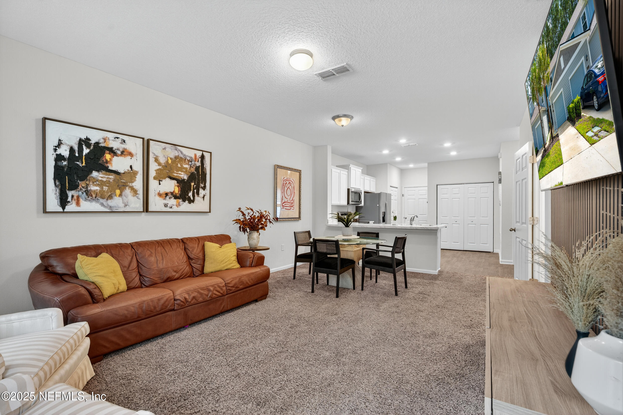 162 SCOTCH PEBBLE Drive, St. Johns