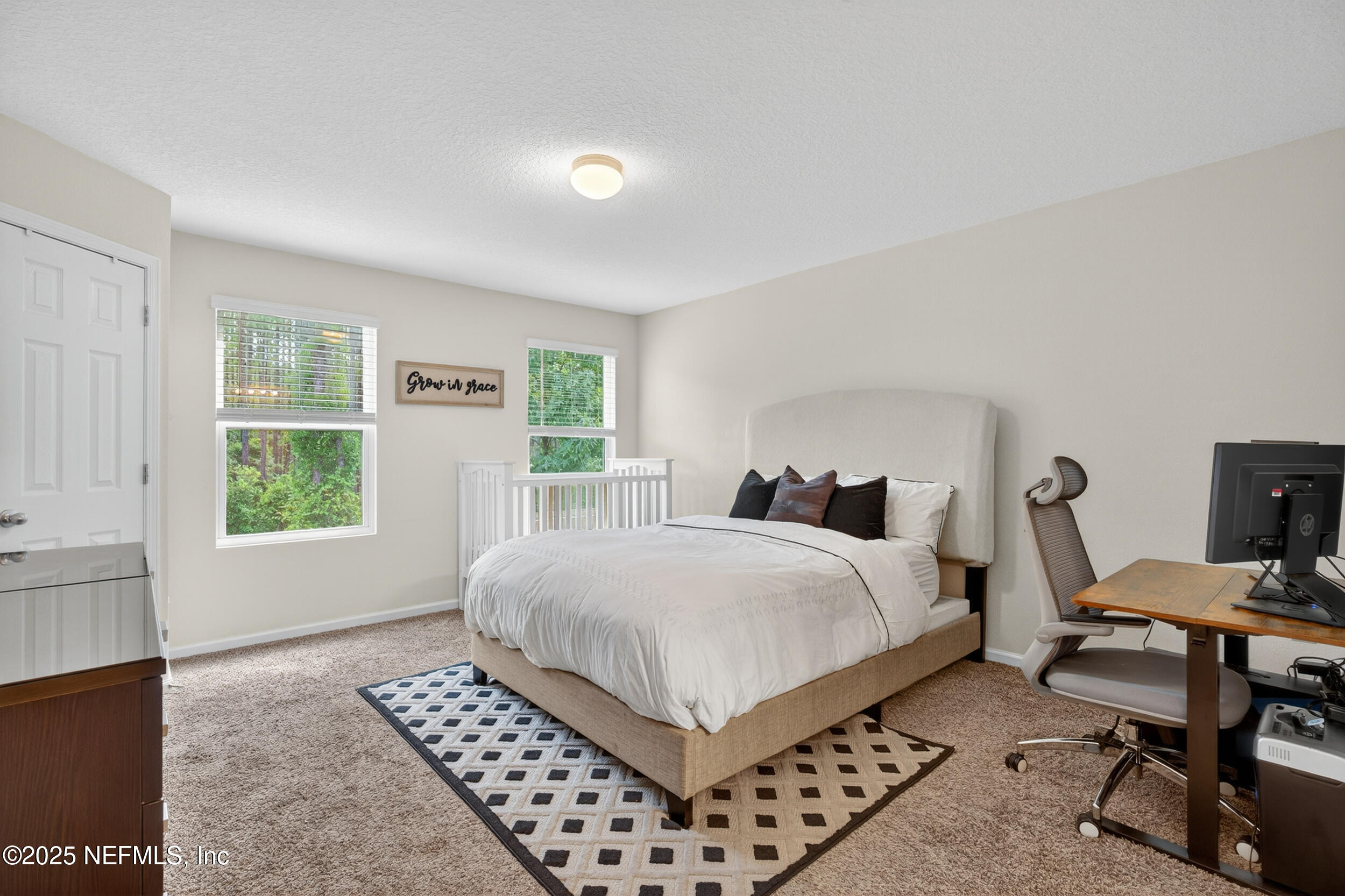 162 SCOTCH PEBBLE Drive, St. Johns