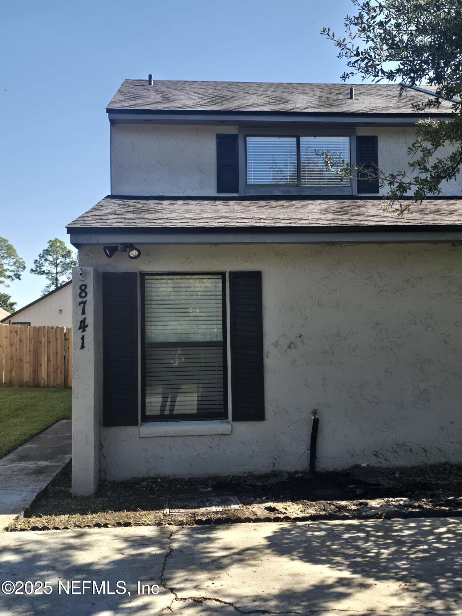 8741 WHISPERING PINES Drive