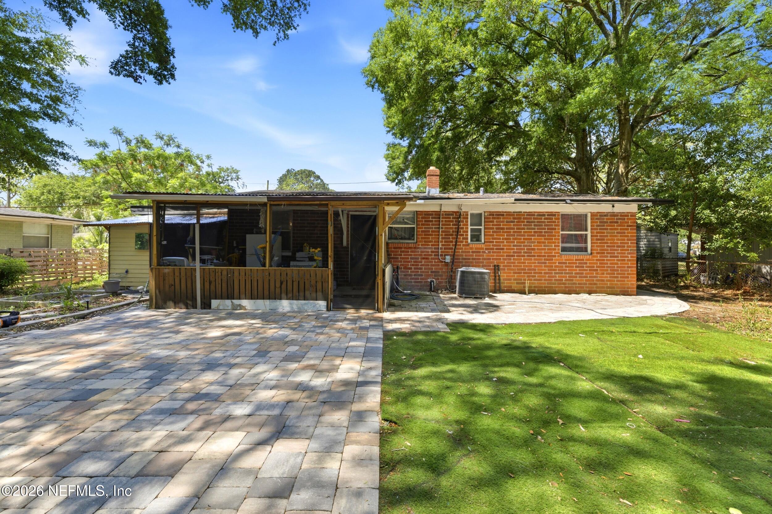1955 LAYTON Road