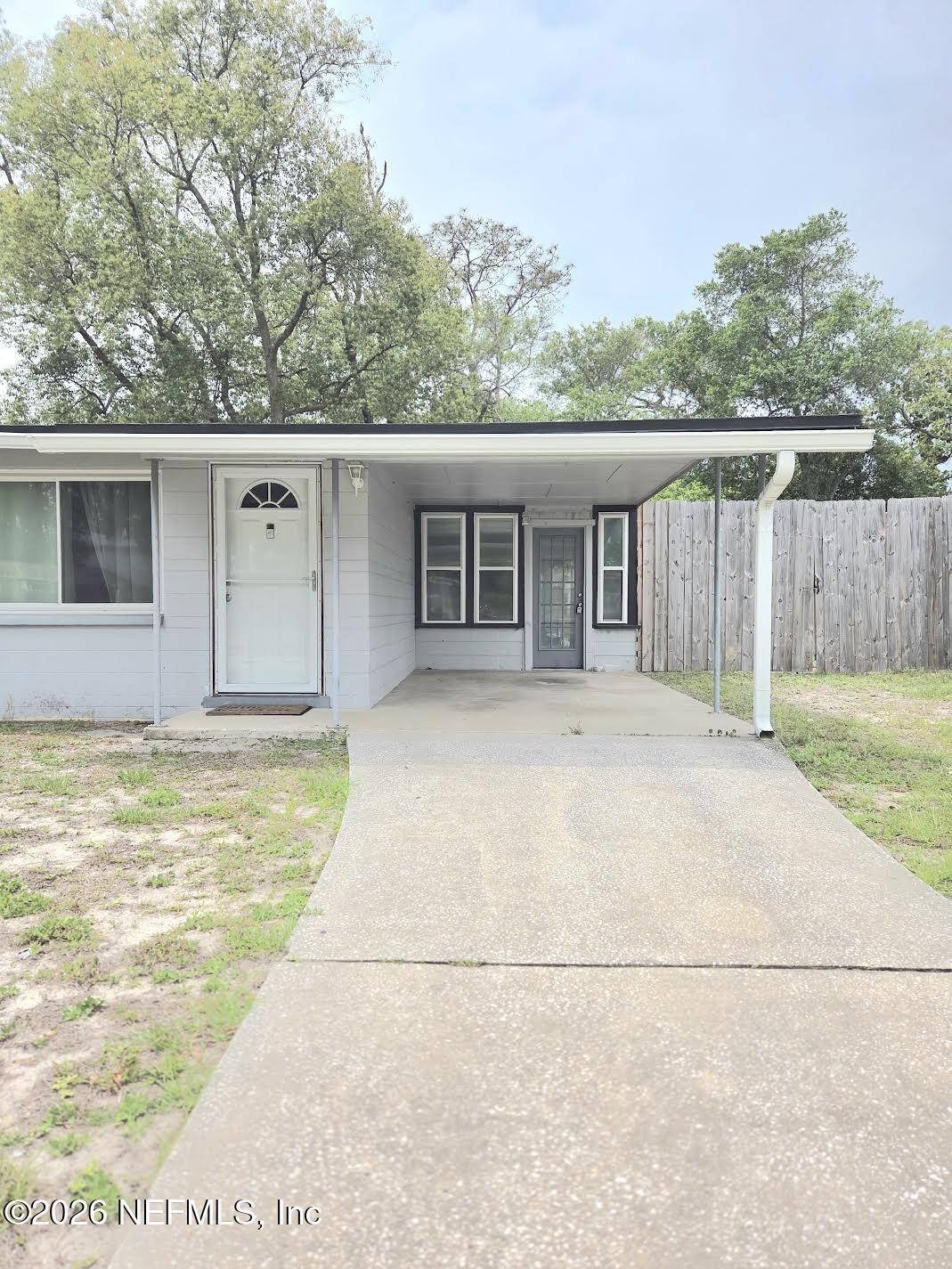 175 PARKWOOD Drive W