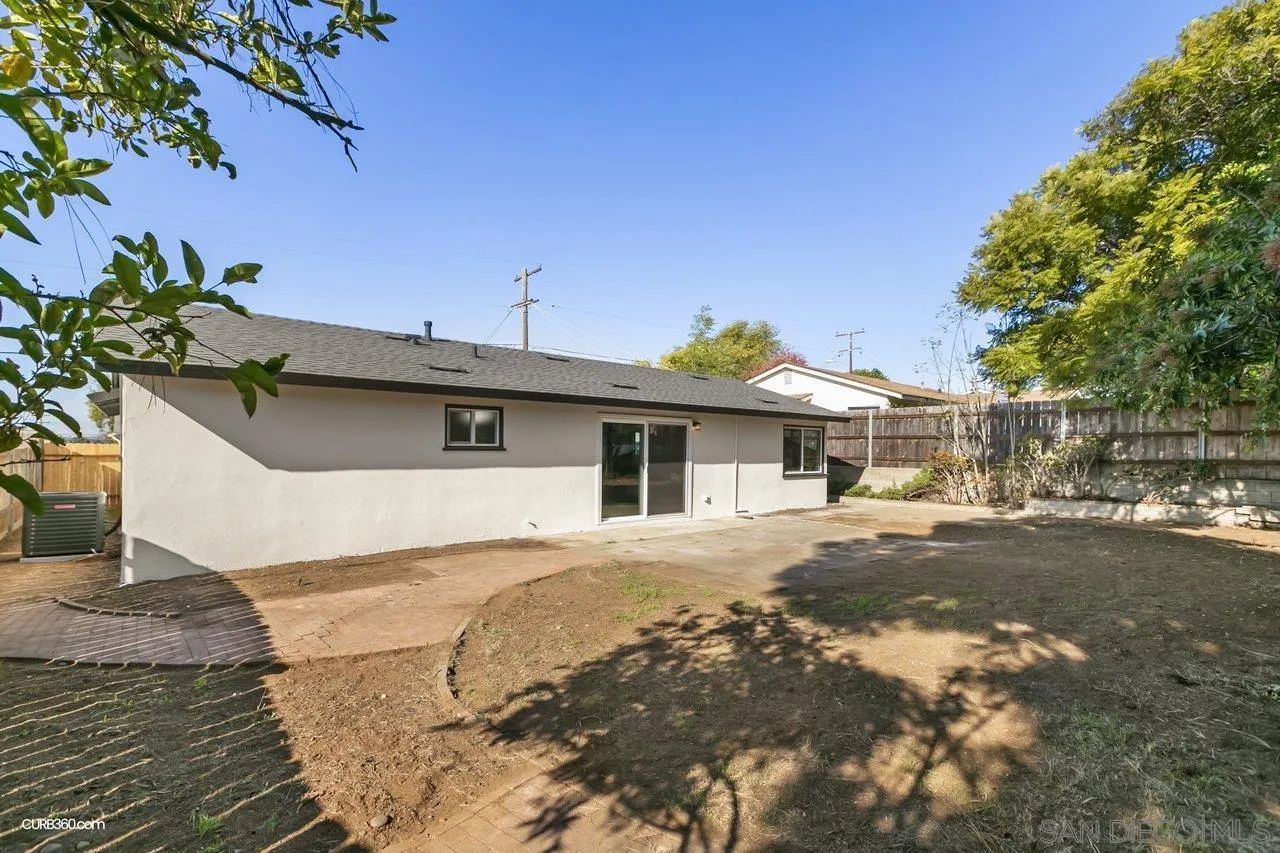 4425 Mount Castle Ave.