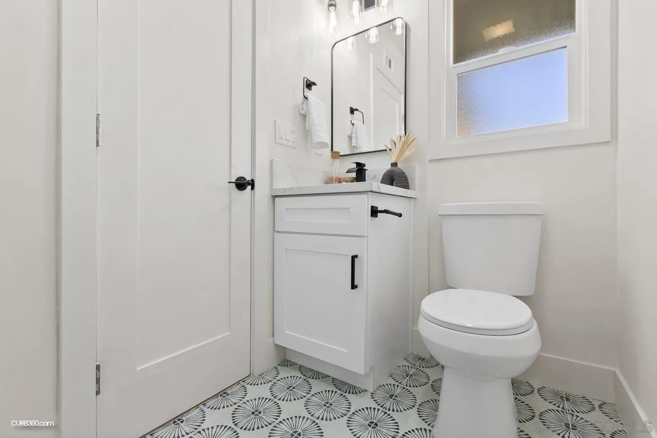 4425 Mount Castle Ave.