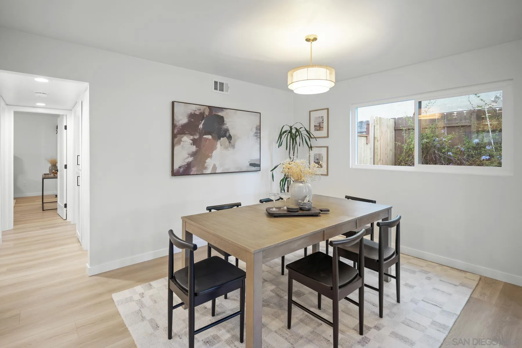 4103 Isle Dr