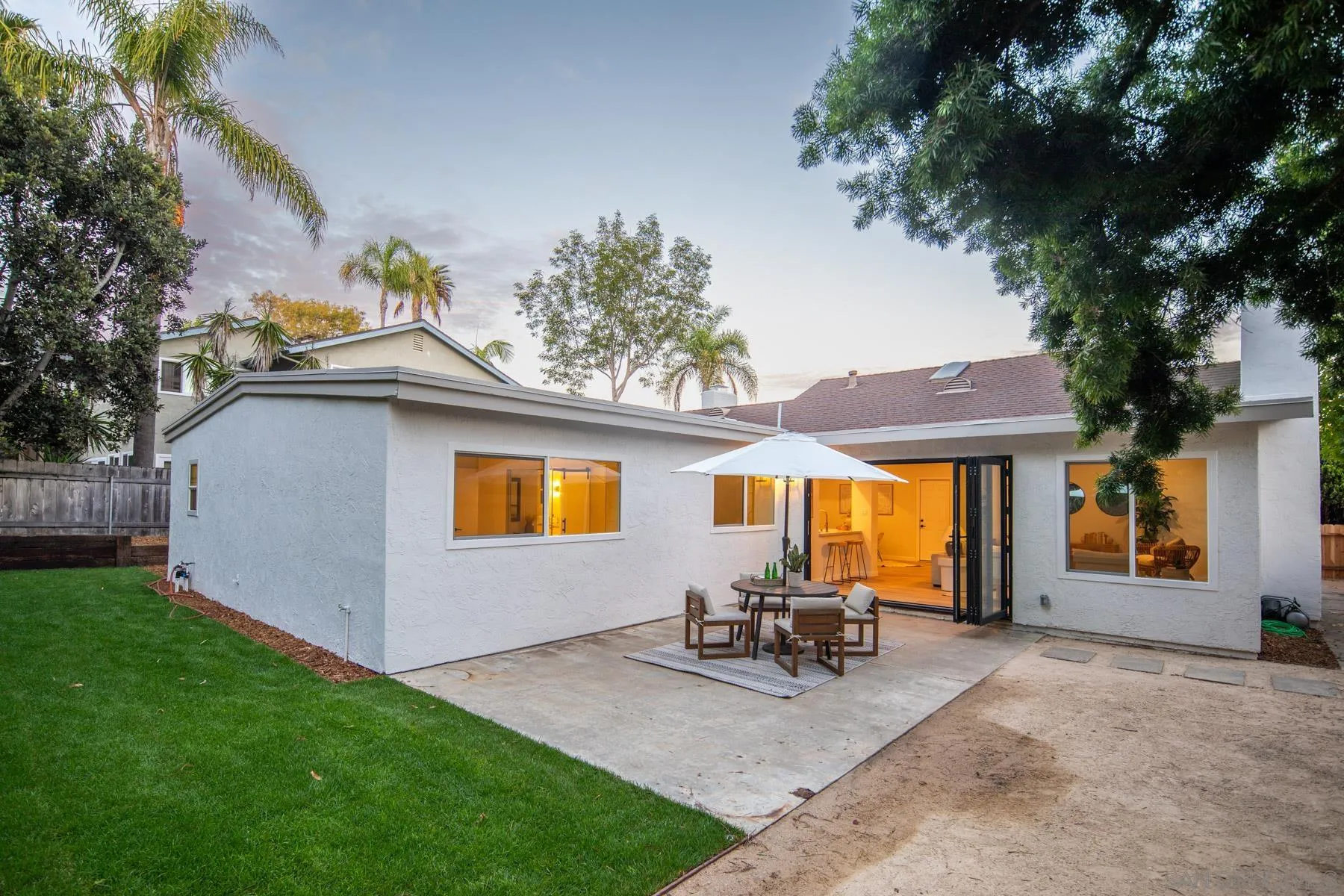 4103 Isle Dr