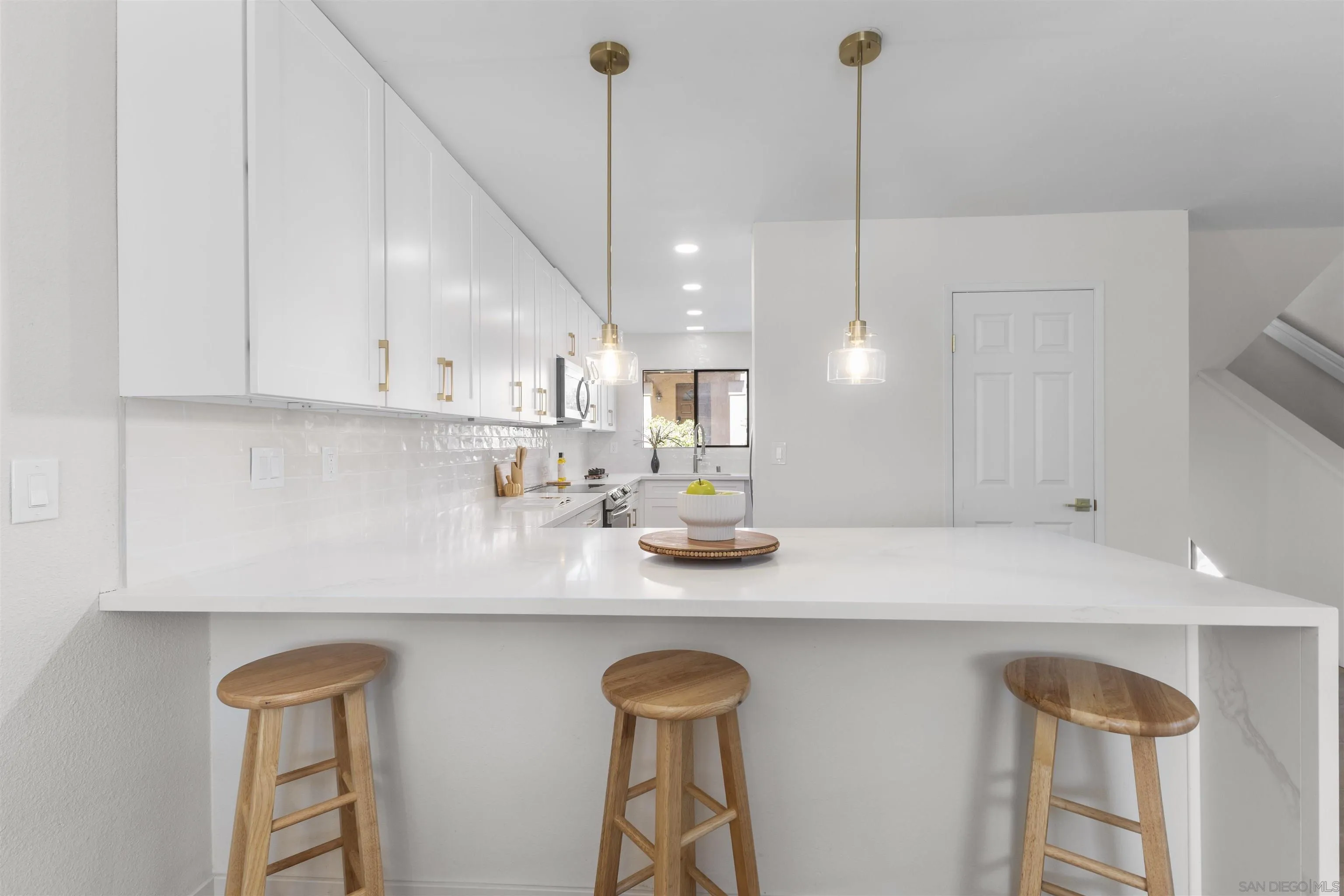 5878 Mission Center Unit A