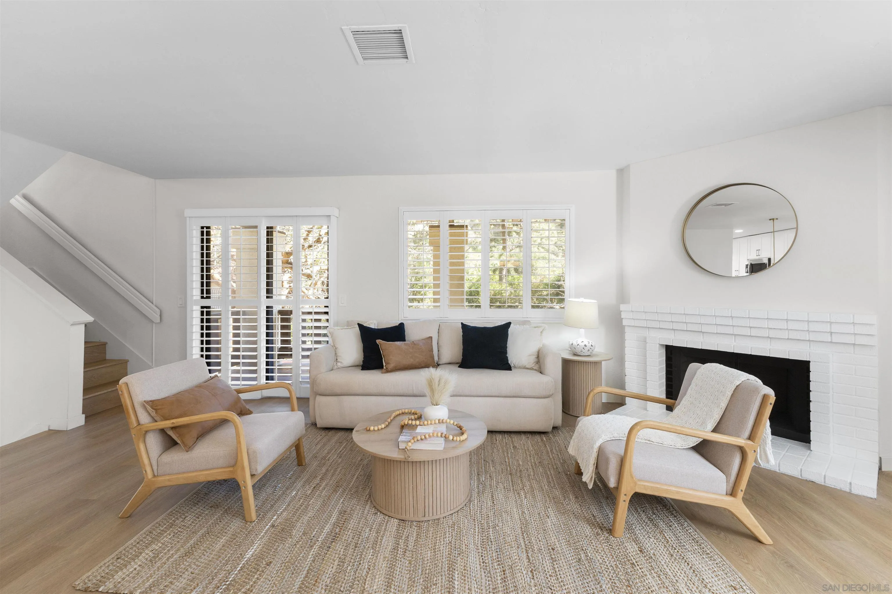 5878 Mission Center Unit A