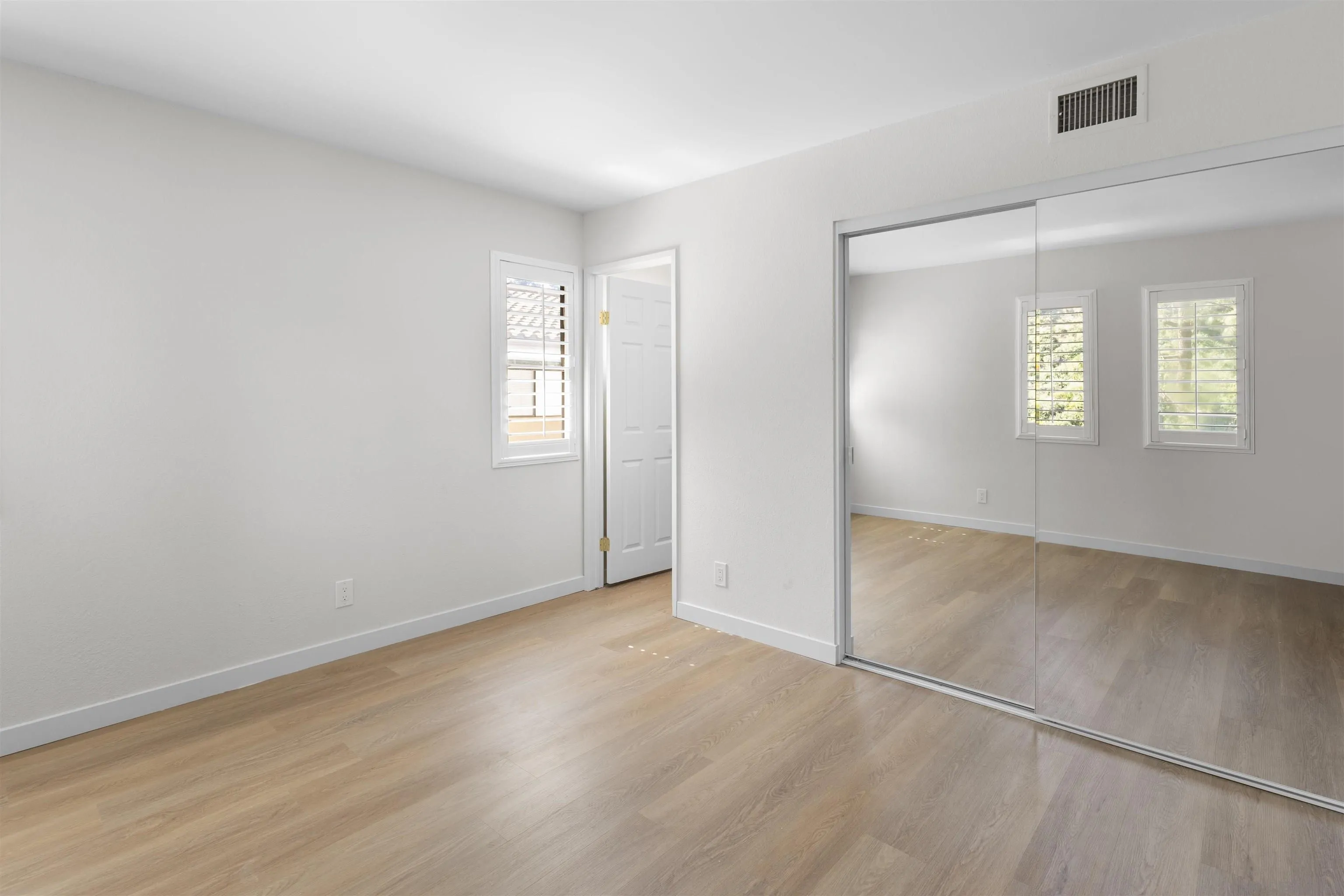 5878 Mission Center Unit A