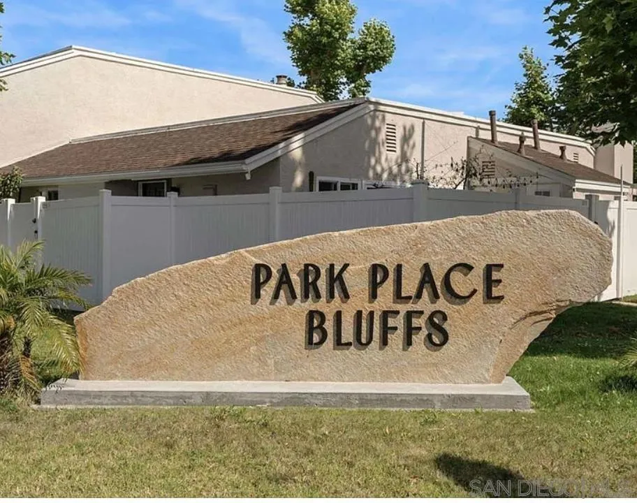 1129 Woodlake Drive