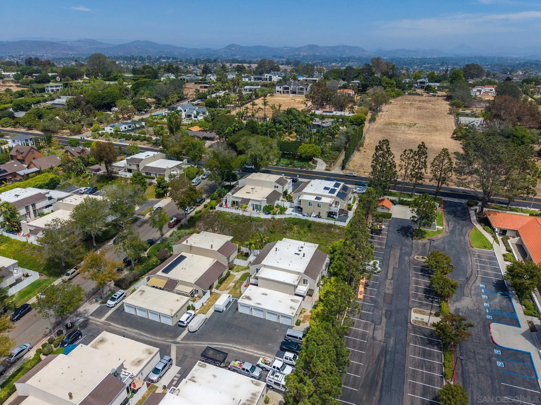 1129 Woodlake Drive