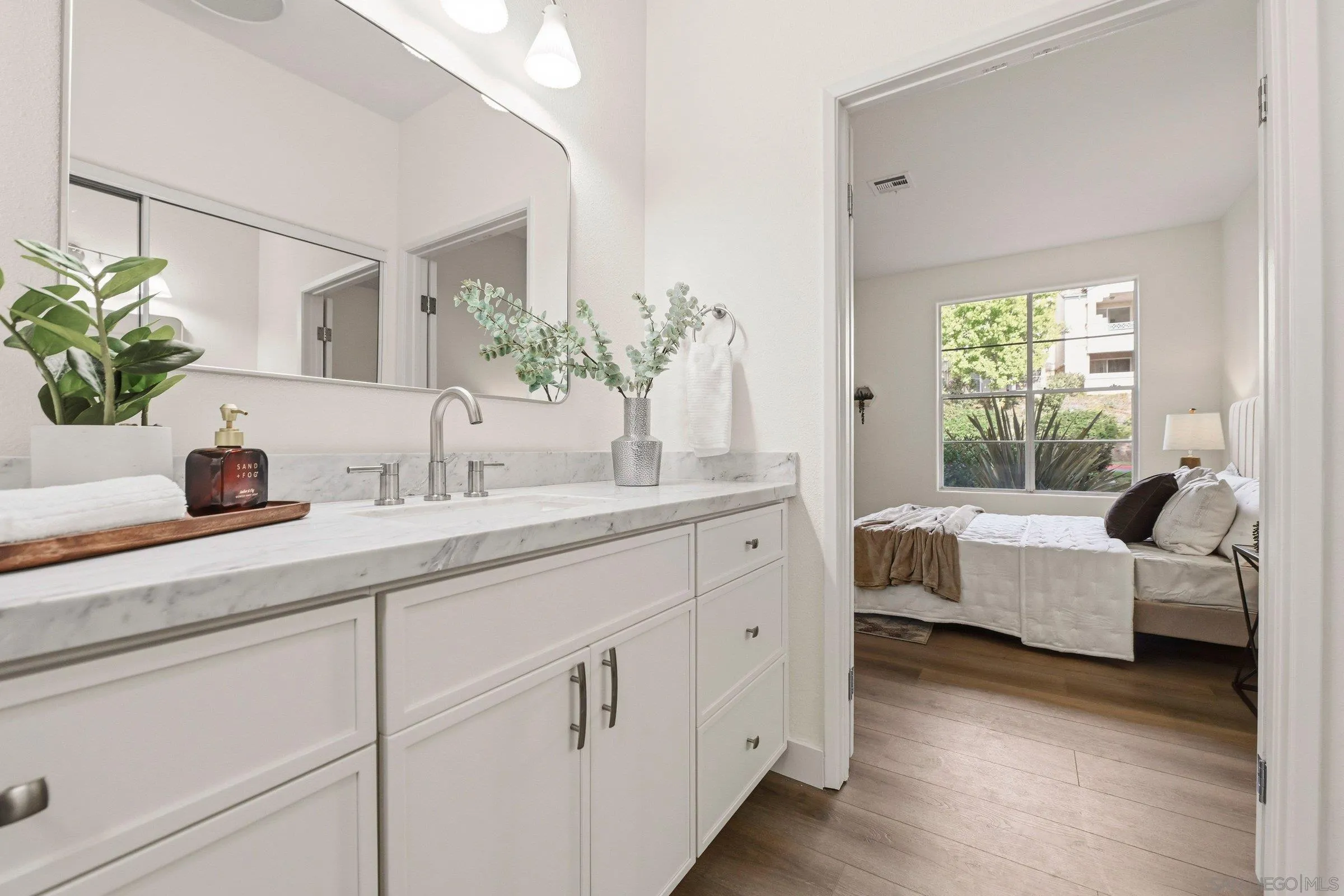 3504 Caminito El Rincon Unit 5