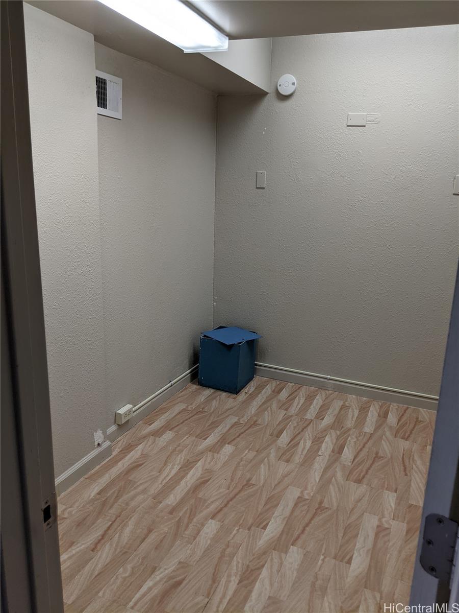 1750 Kalakaua Avenue Unit: 404