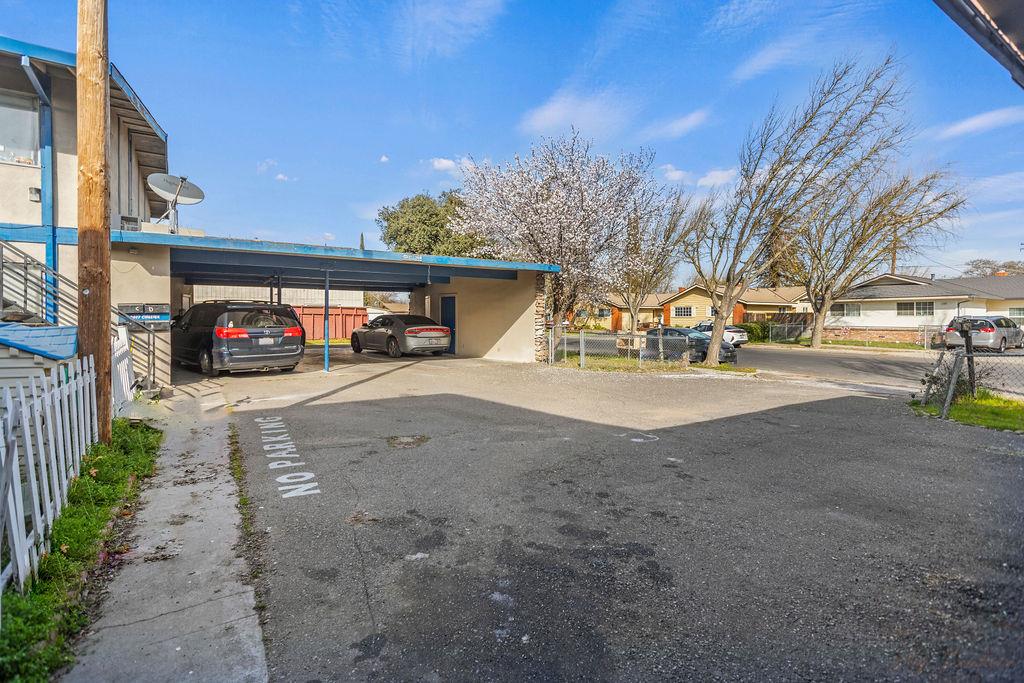 2617 Chester DR