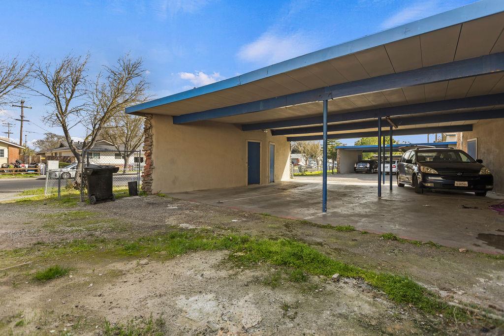 2617 Chester DR