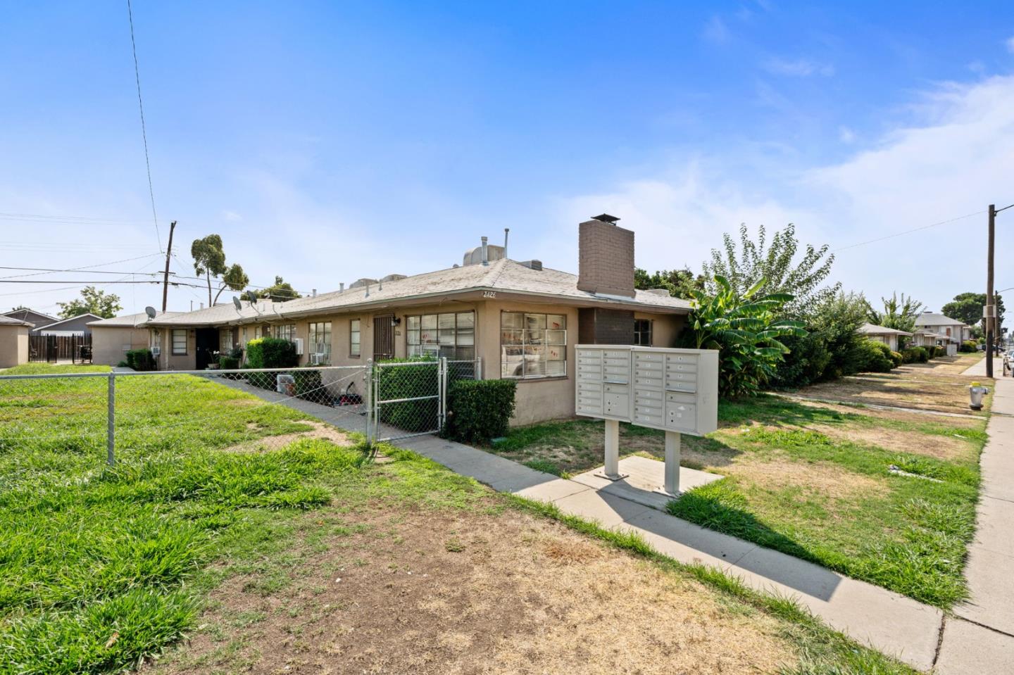 2128 North First Street