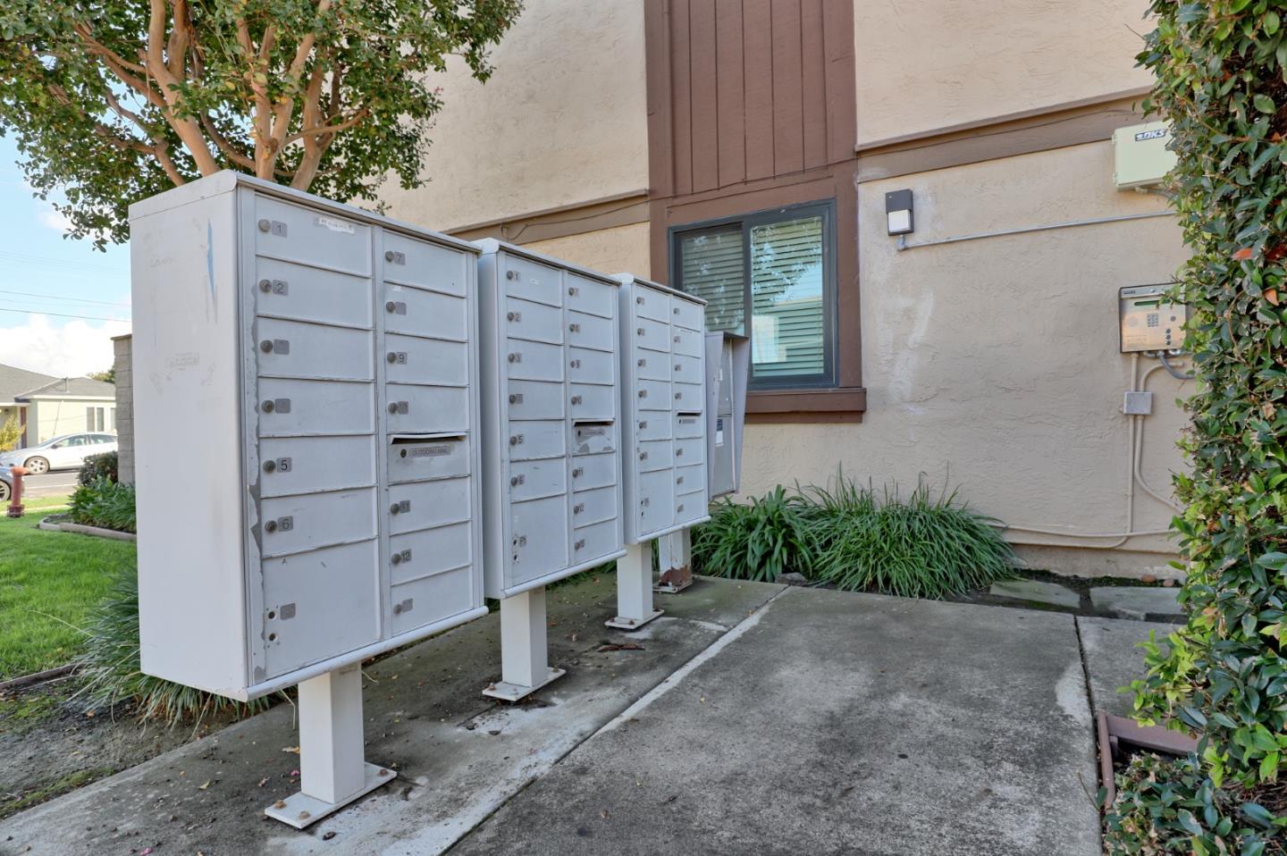 2040 Main Street 106