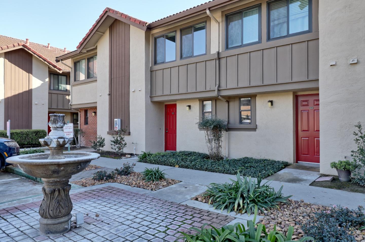 2040 Main Street 106
