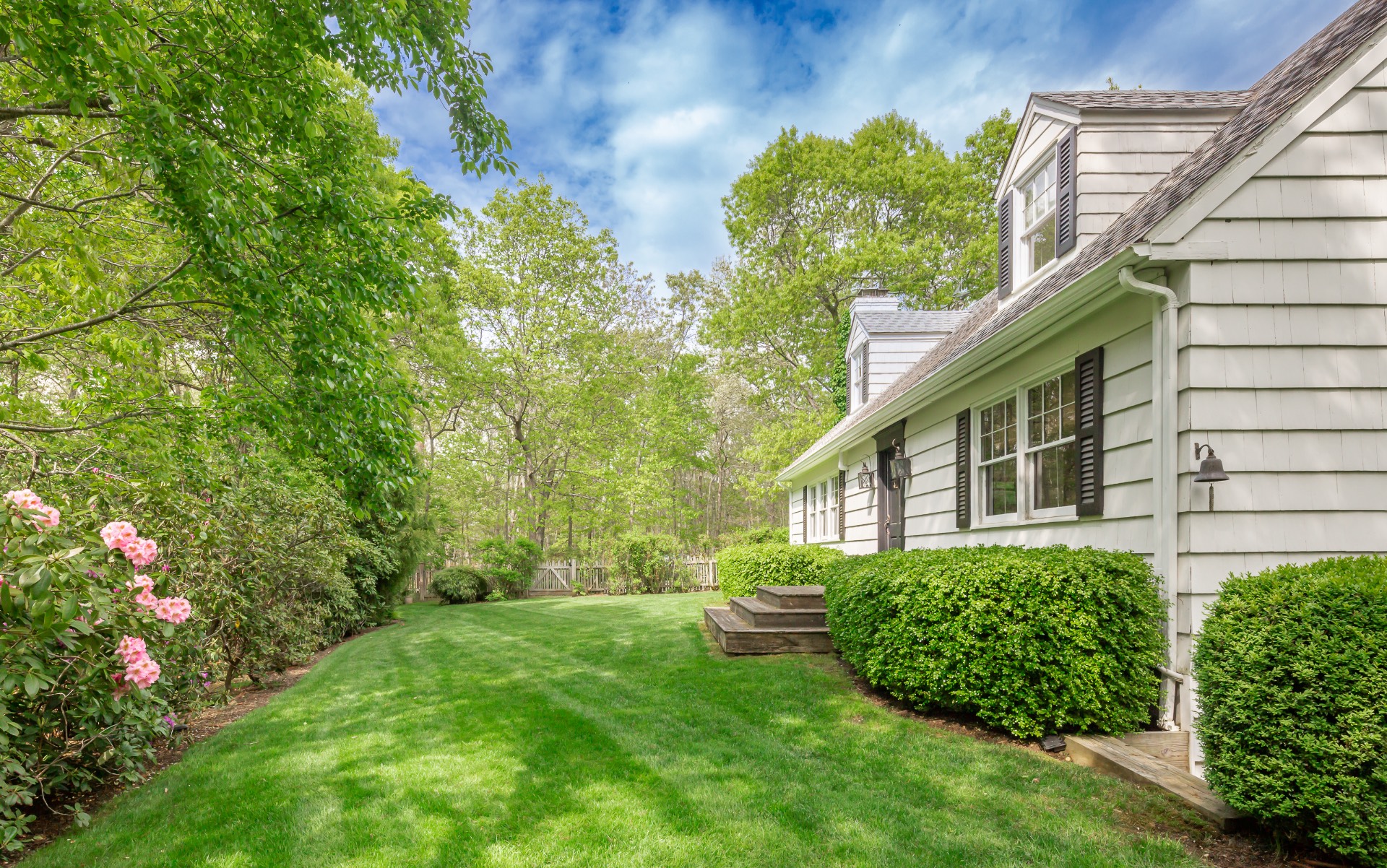 128 Three Mile Harbor Hog Creek Road