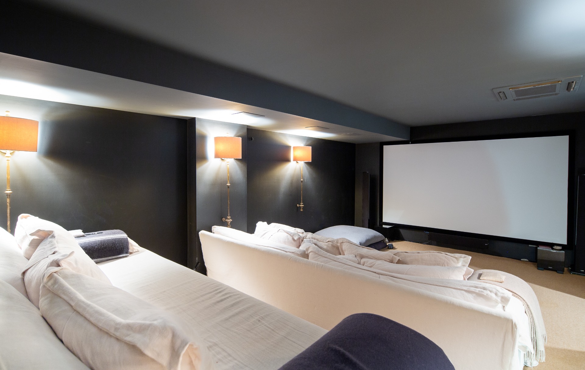 128 Three Mile Harbor Hog Creek Road