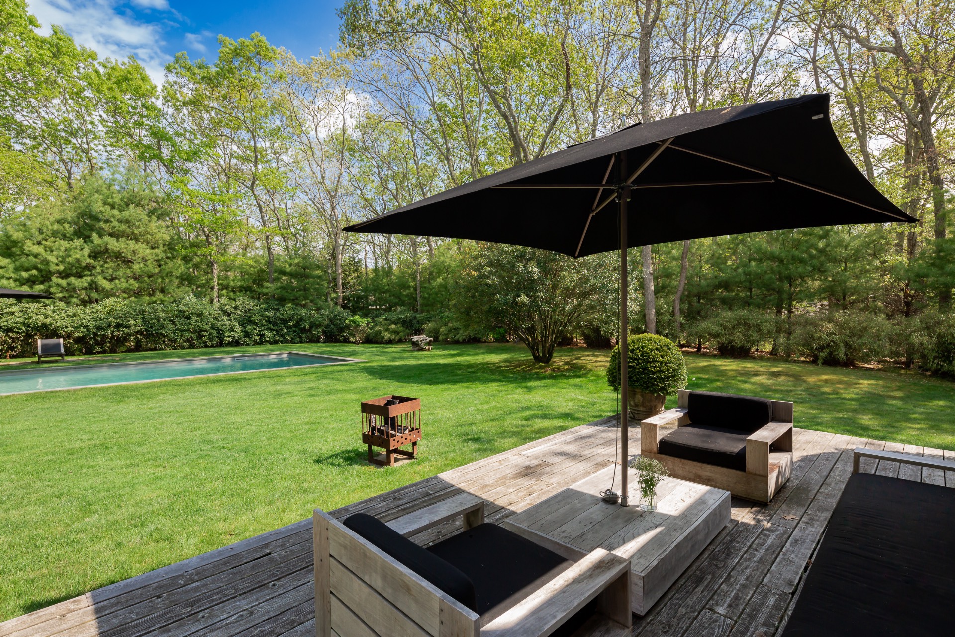 128 Three Mile Harbor Hog Creek Road