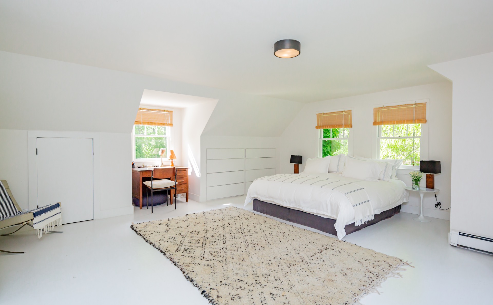 128 Three Mile Harbor Hog Creek Road