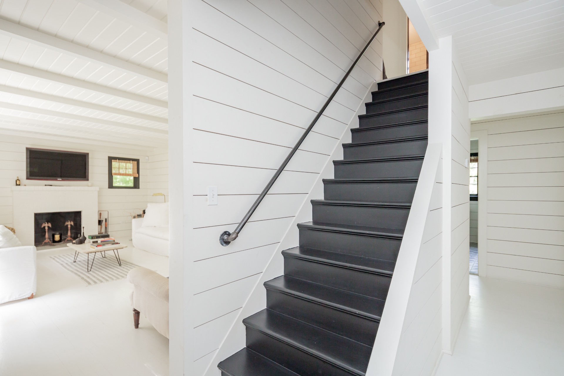 128 Three Mile Harbor Hog Creek Road