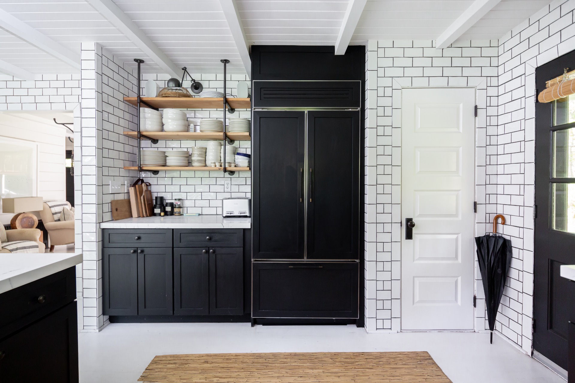 128 Three Mile Harbor Hog Creek Road