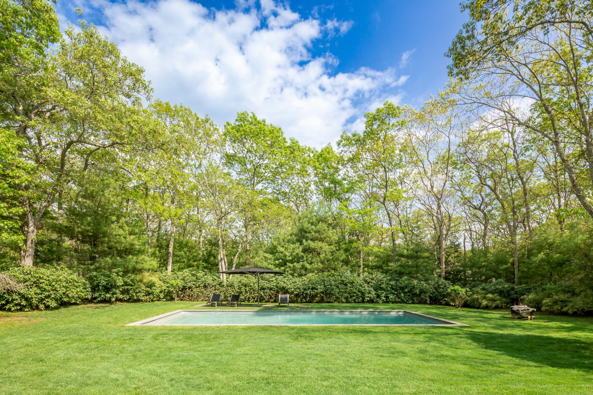 128 Three Mile Harbor Hog Creek Road