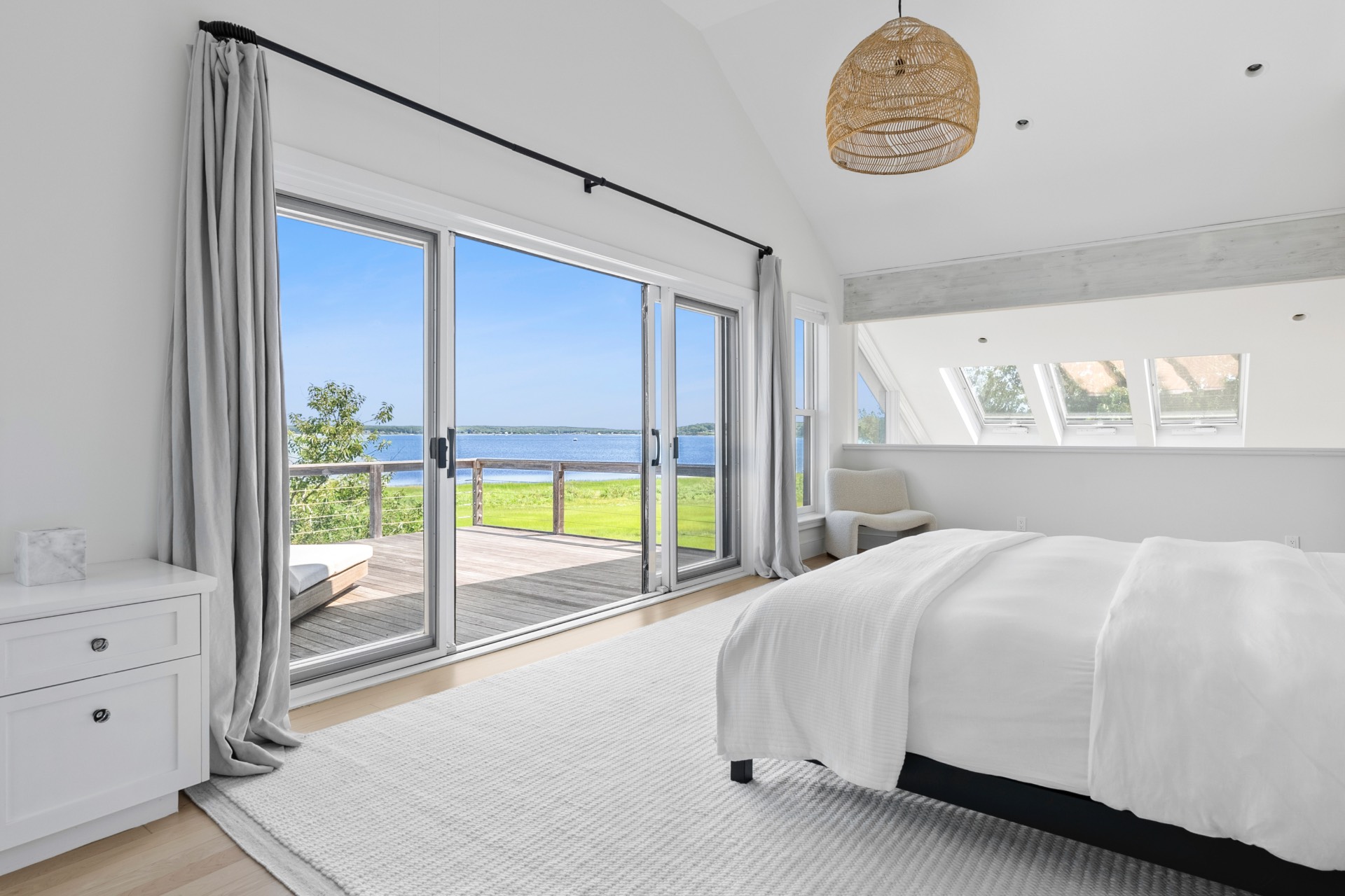 24 Sammys Beach Road