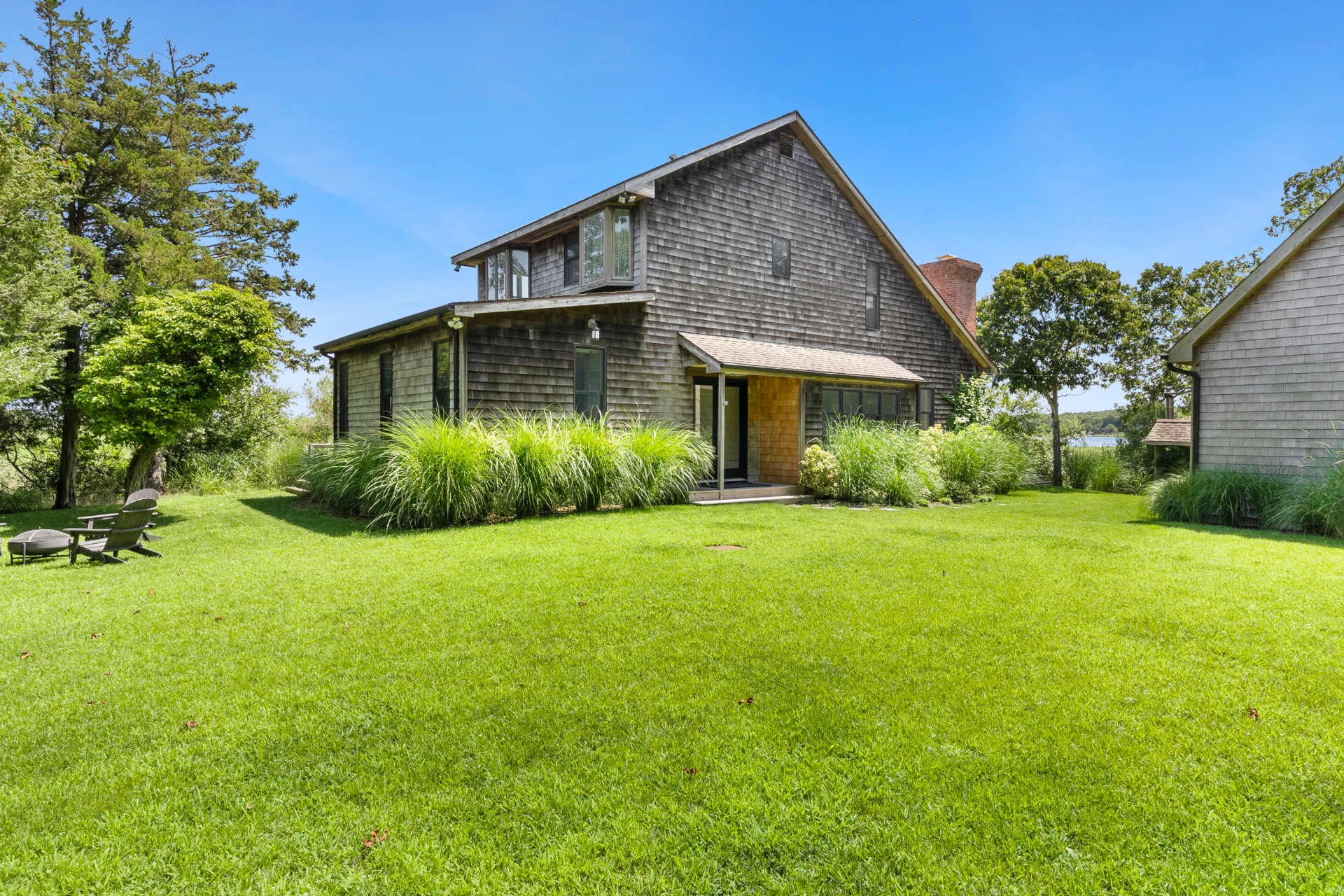 24 Sammys Beach Road