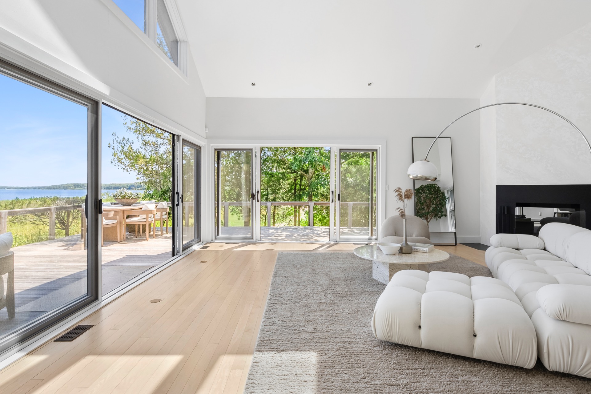 24 Sammys Beach Road