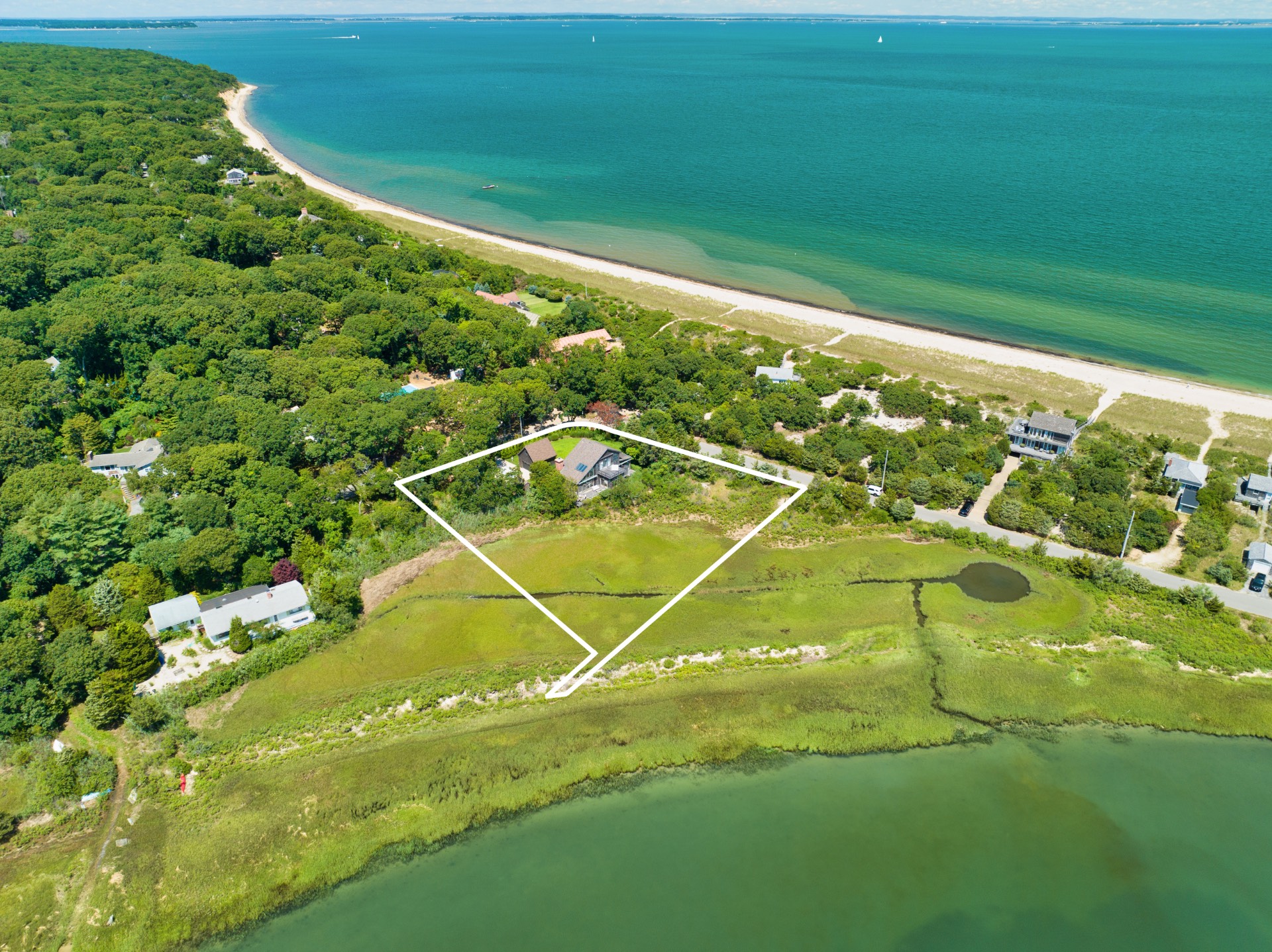 24 Sammys Beach Road