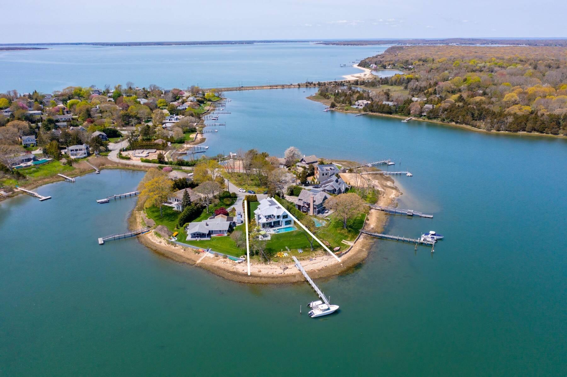 82 Harbor Drive
