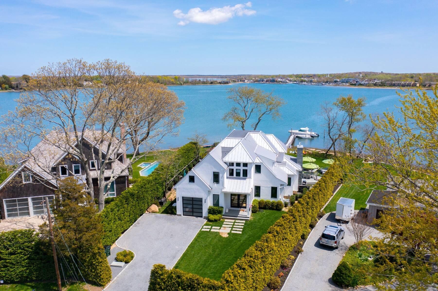 82 Harbor Drive