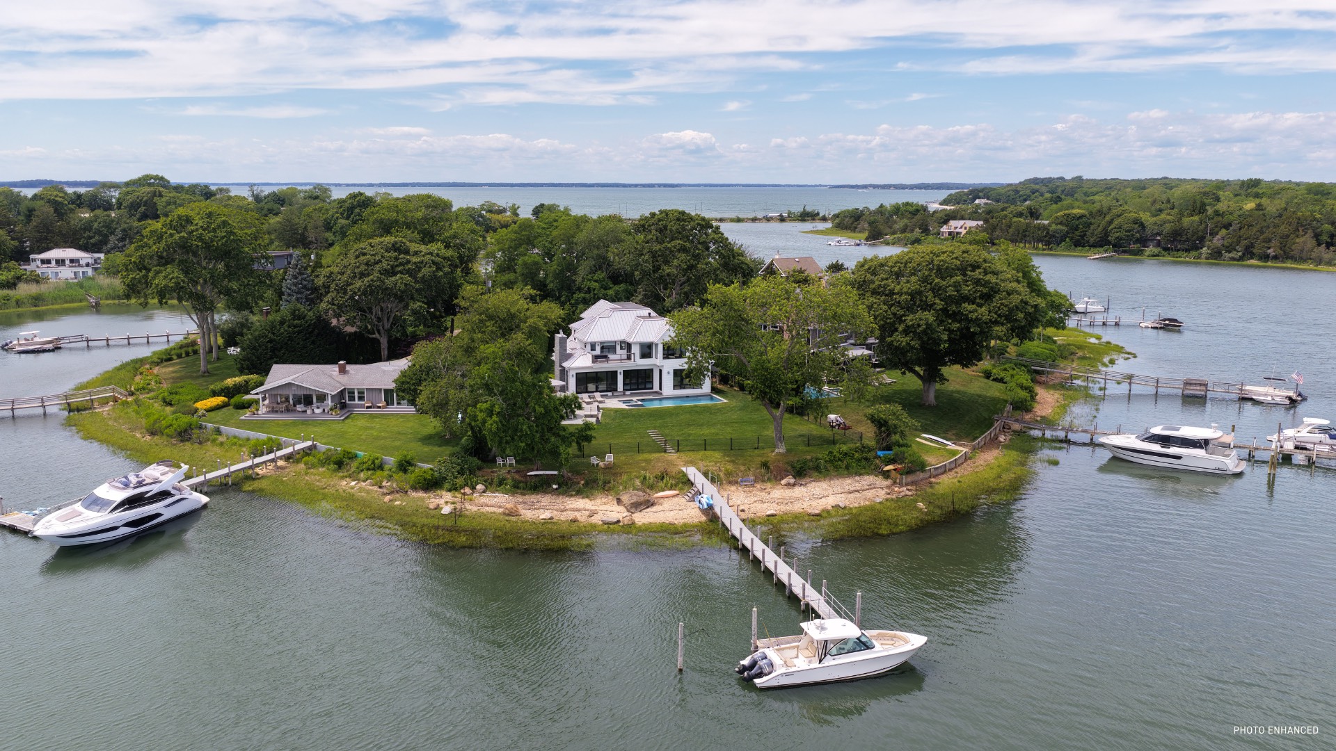 82 Harbor Drive