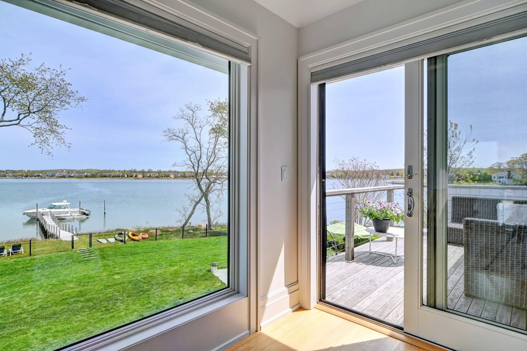 82 Harbor Drive