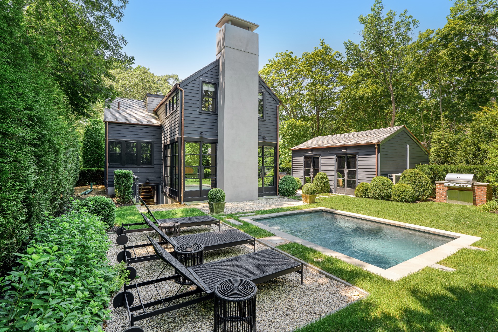 8 Jesse Halsey Lane