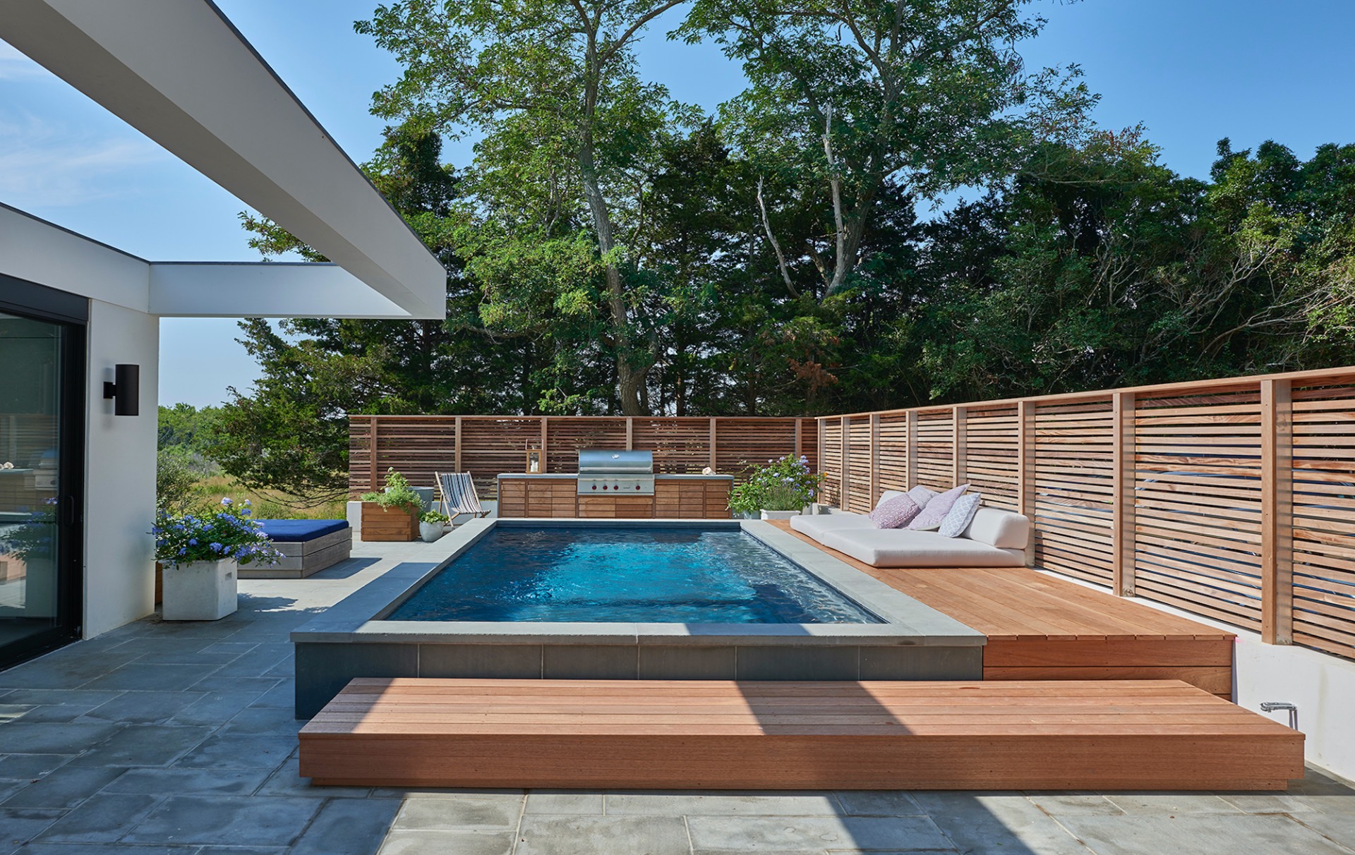 960 Springs Fireplace Road