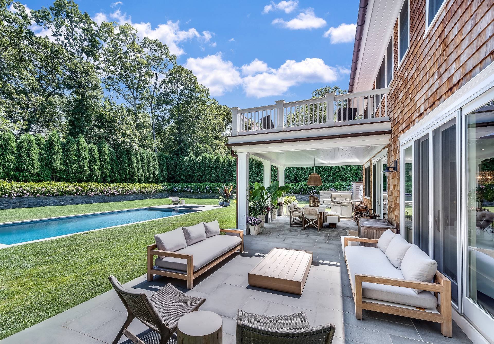 204 Cove Hollow Rd
