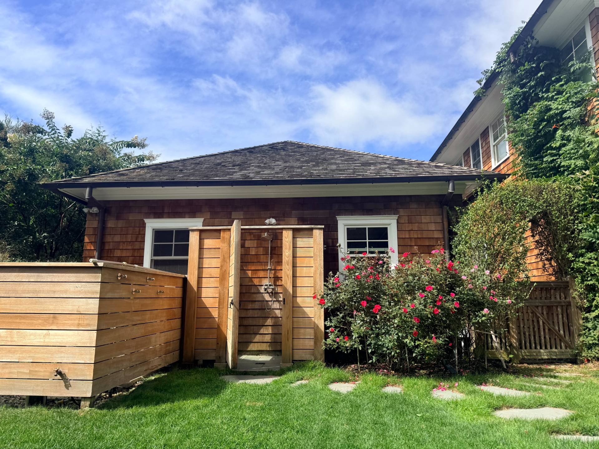 204 Cove Hollow Rd