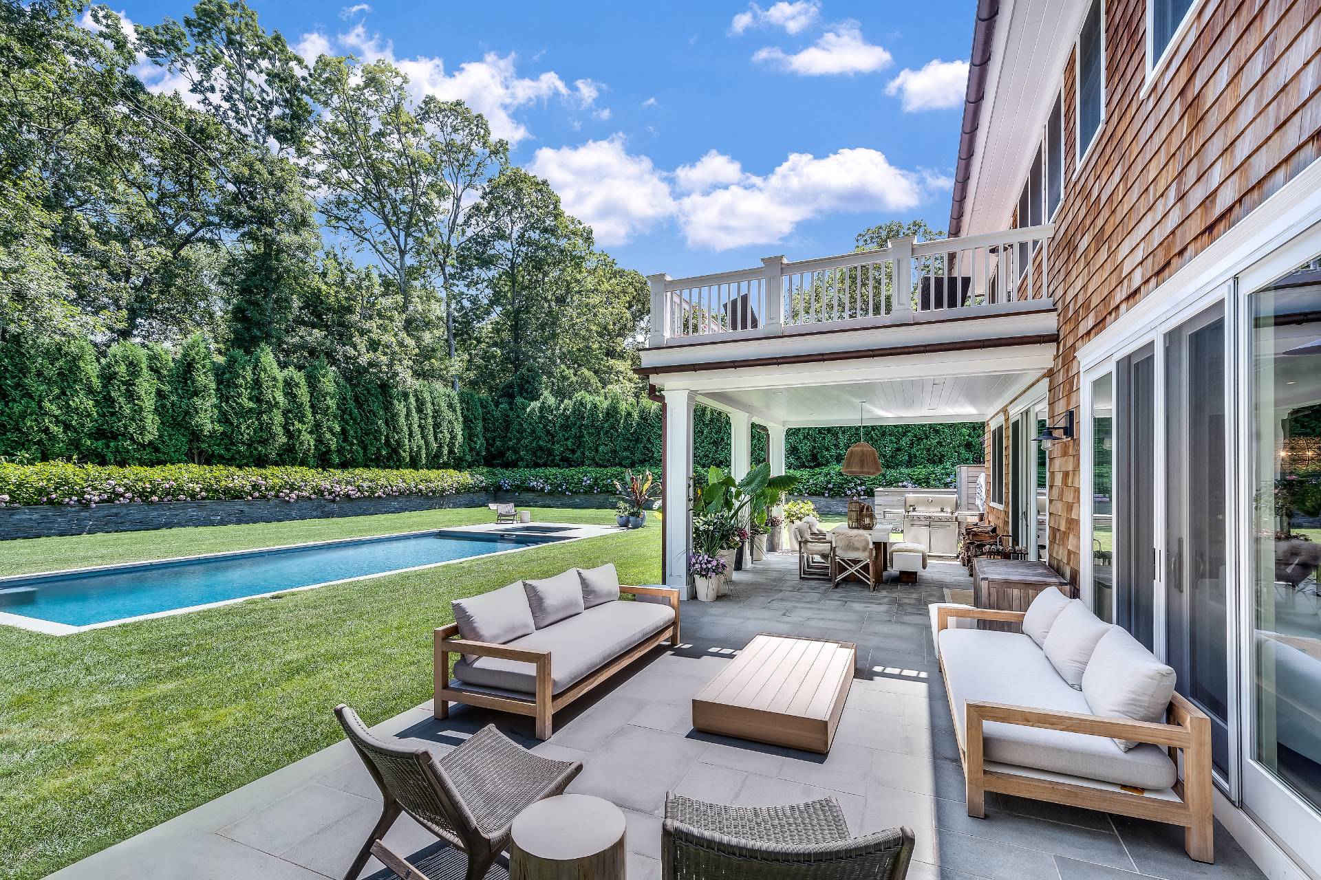 204 Cove Hollow Rd