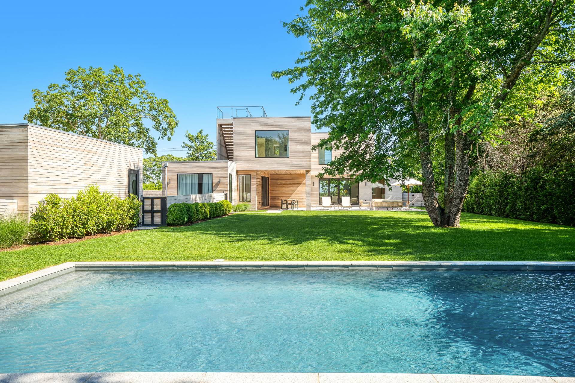 96 Bluff Rd