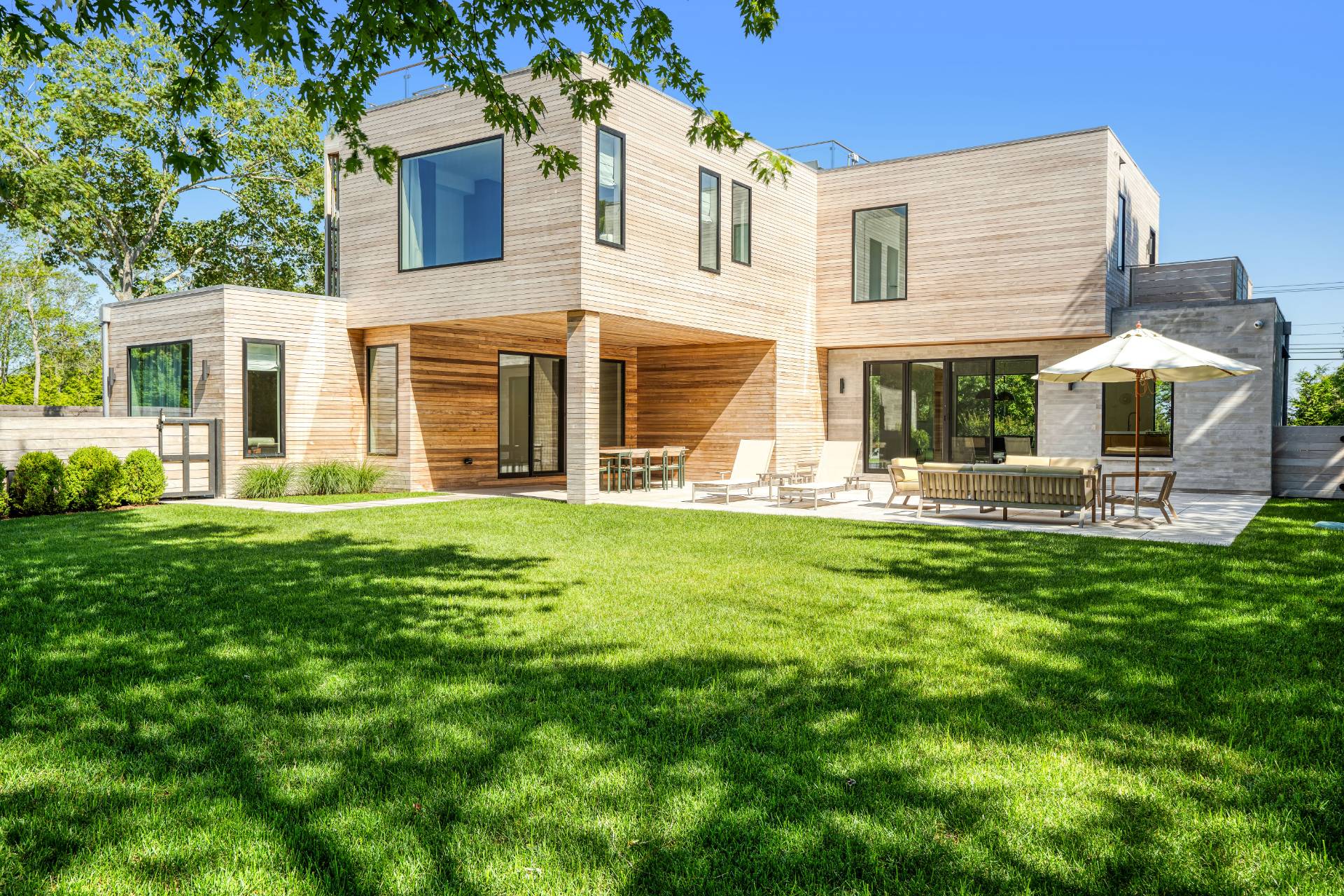 96 Bluff Rd