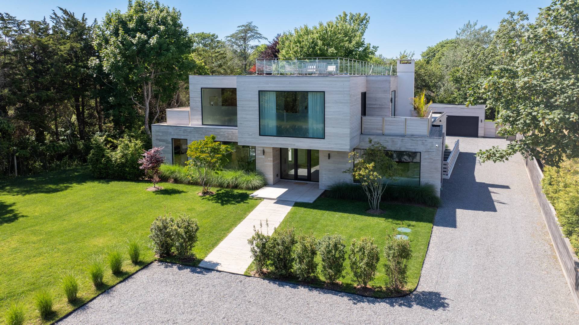 96 Bluff Rd