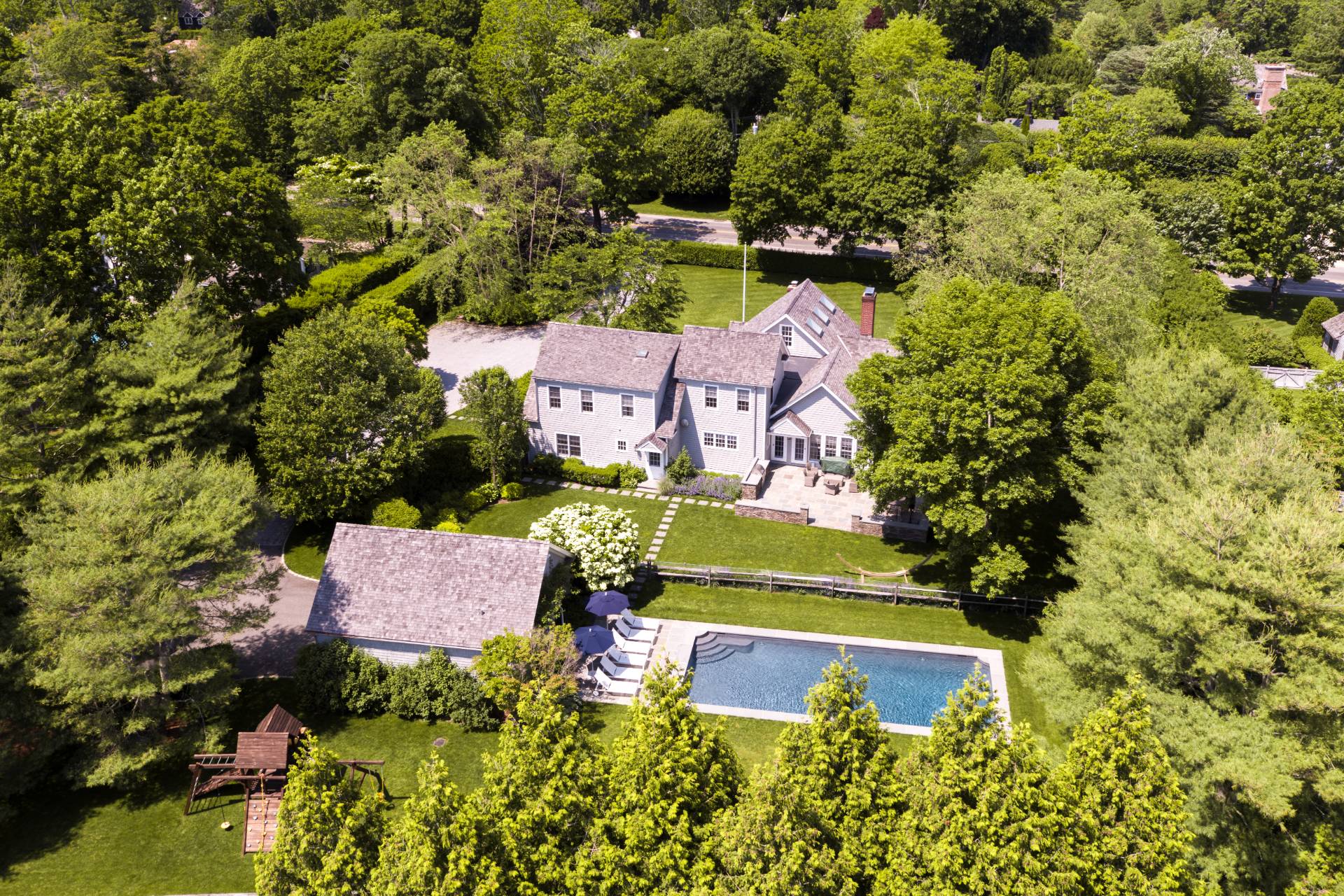 223 CHURCH LN