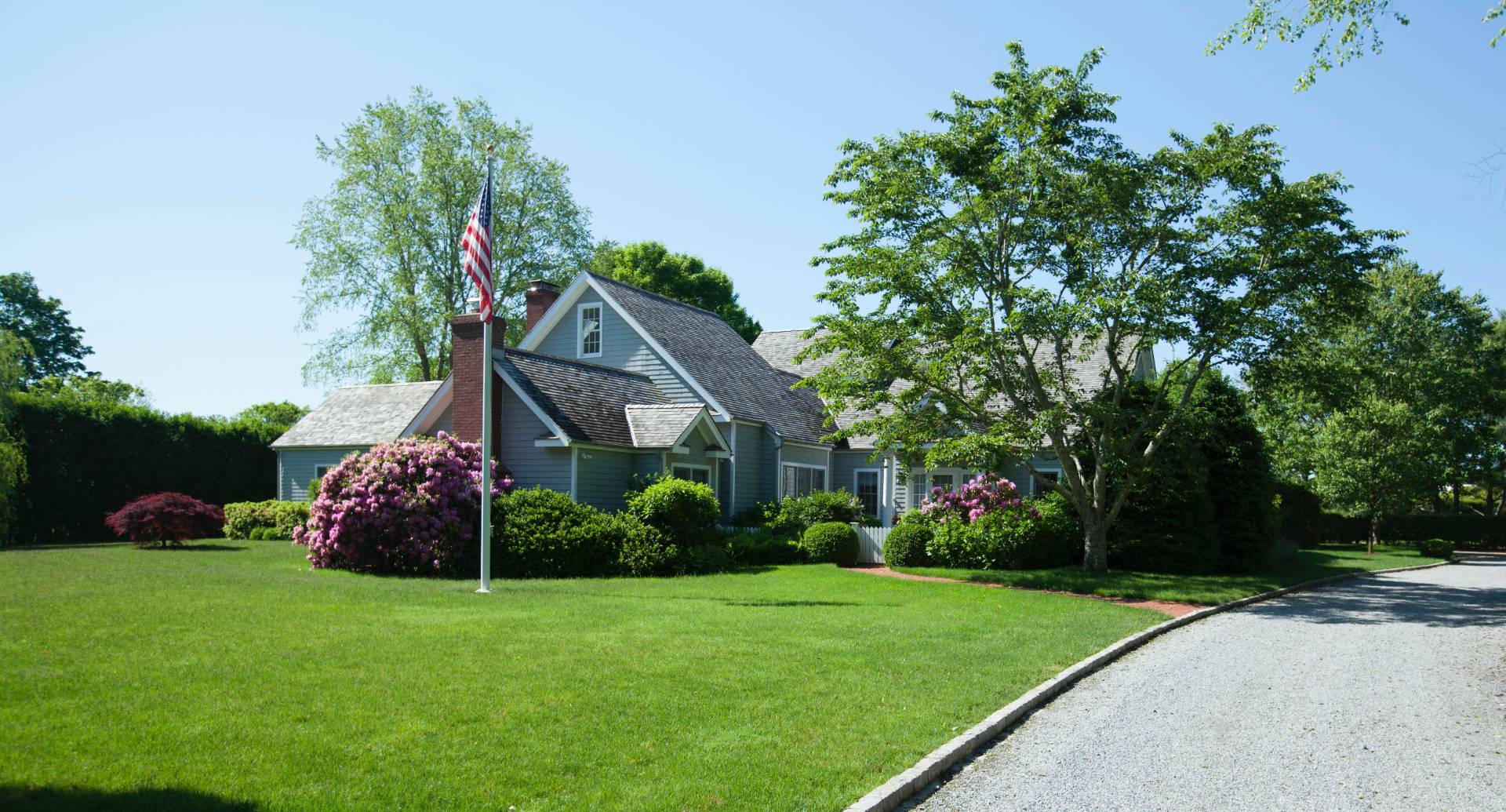 223 CHURCH LN