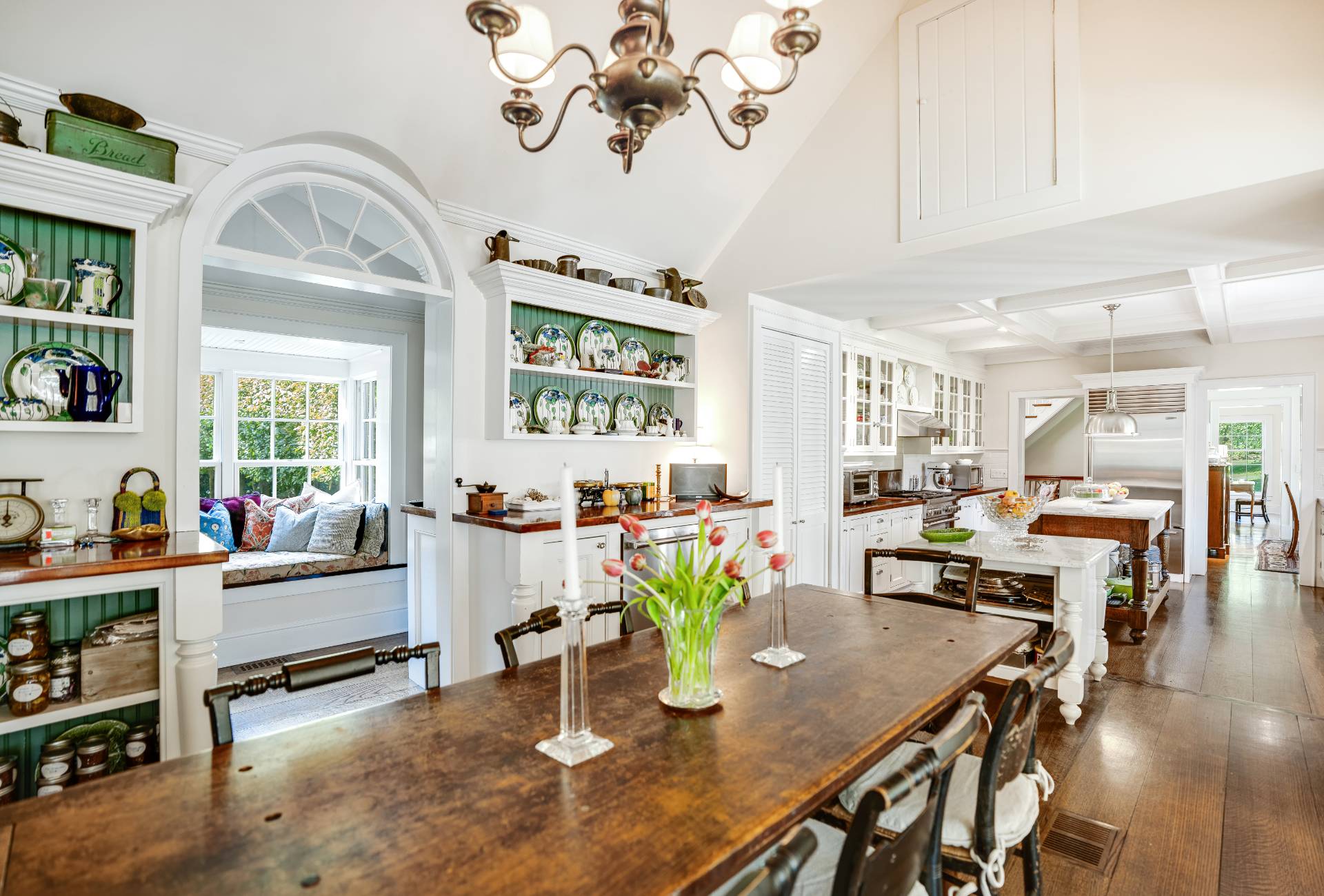 561 Sagg Main St